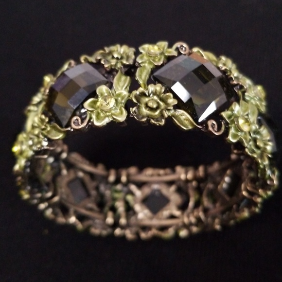 Bracelet - Picture 2 of 2